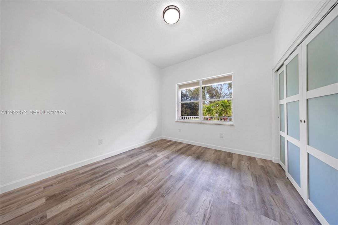 На продажу: $884,900 (4 спален, 4 ванн, 3510 Квадратных фут)