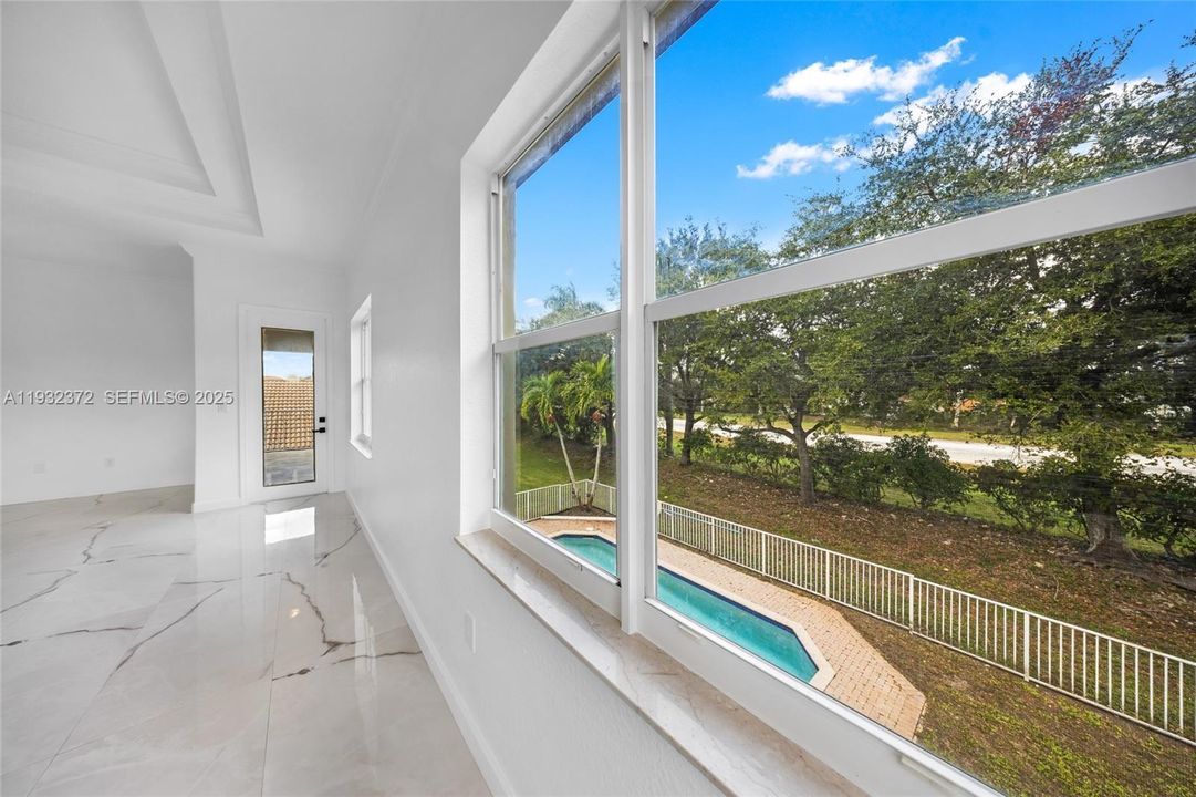 На продажу: $884,900 (4 спален, 4 ванн, 3510 Квадратных фут)