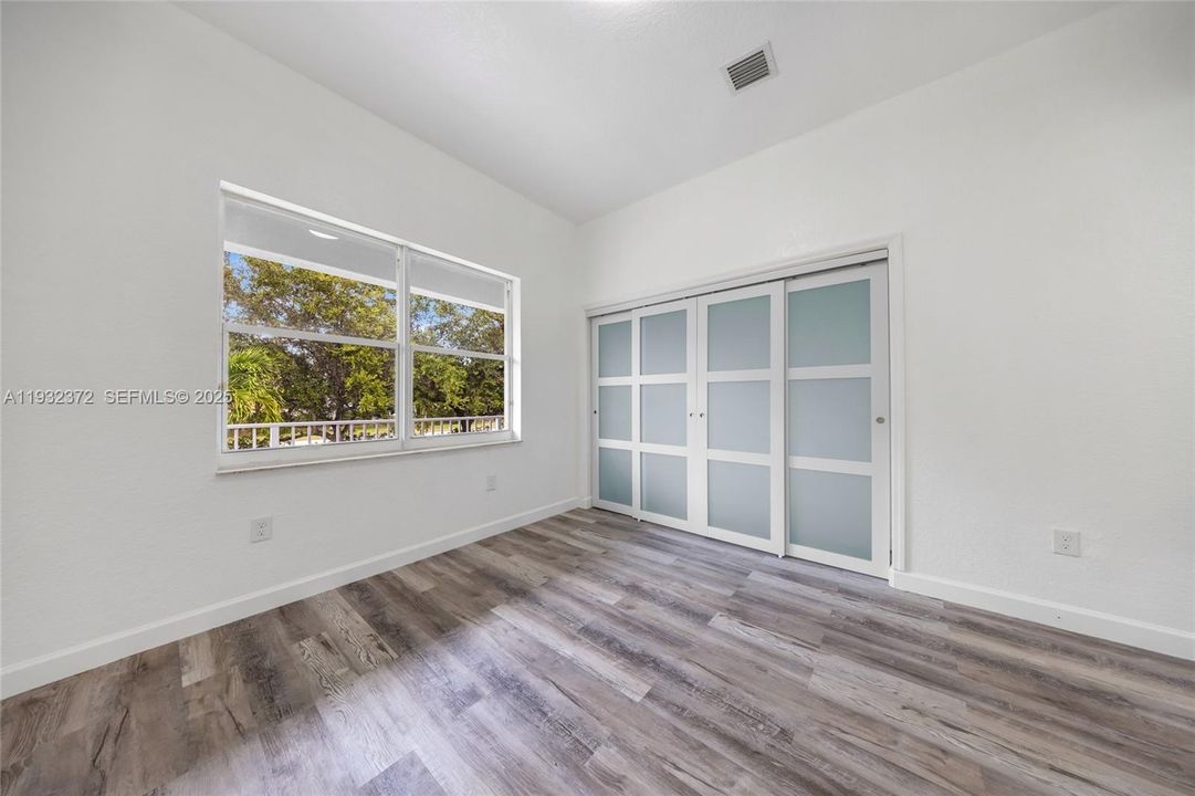 На продажу: $884,900 (4 спален, 4 ванн, 3510 Квадратных фут)