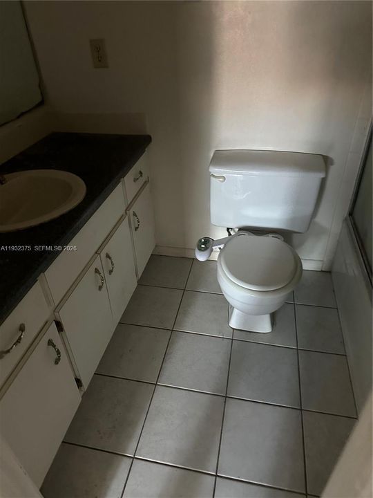 For Sale: $109,999 (2 beds, 2 baths, 823 Square Feet)