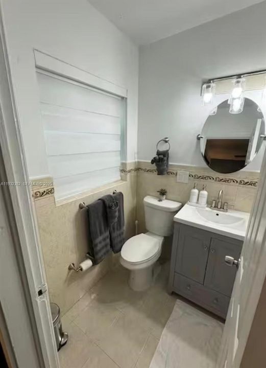 Active With Contract: $650,000 (4 beds, 2 baths, 1383 Square Feet)