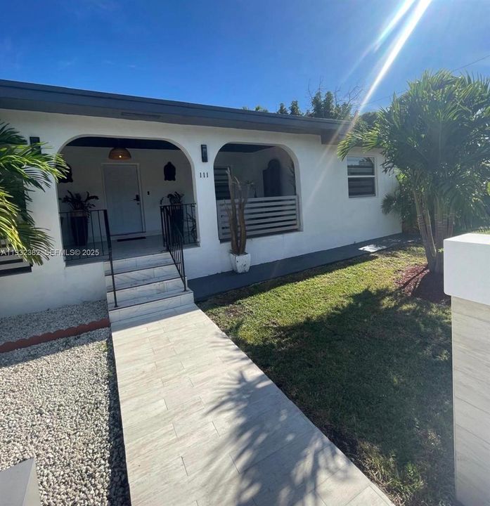 Active With Contract: $650,000 (4 beds, 2 baths, 1383 Square Feet)