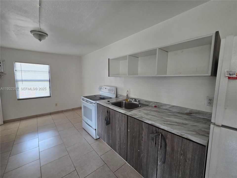For Rent: $1,500 (1 beds, 1 baths, 1190 Square Feet)
