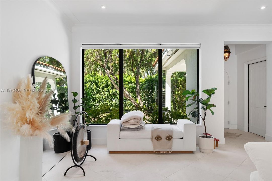 В аренду: $15,000 (3 спален, 3 ванн, 2289 Квадратных фут)