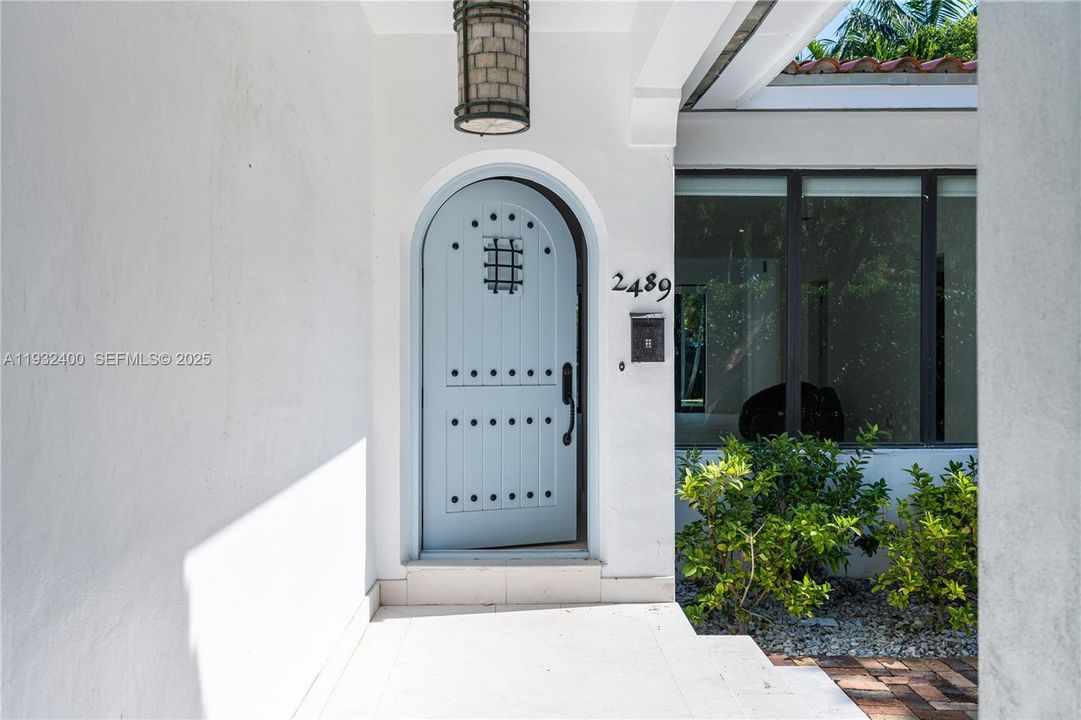 В аренду: $15,000 (3 спален, 3 ванн, 2289 Квадратных фут)