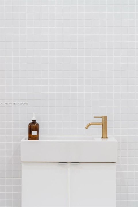 На продажу: $175,000 (0 спален, 0 ванн, 0 Квадратных фут)