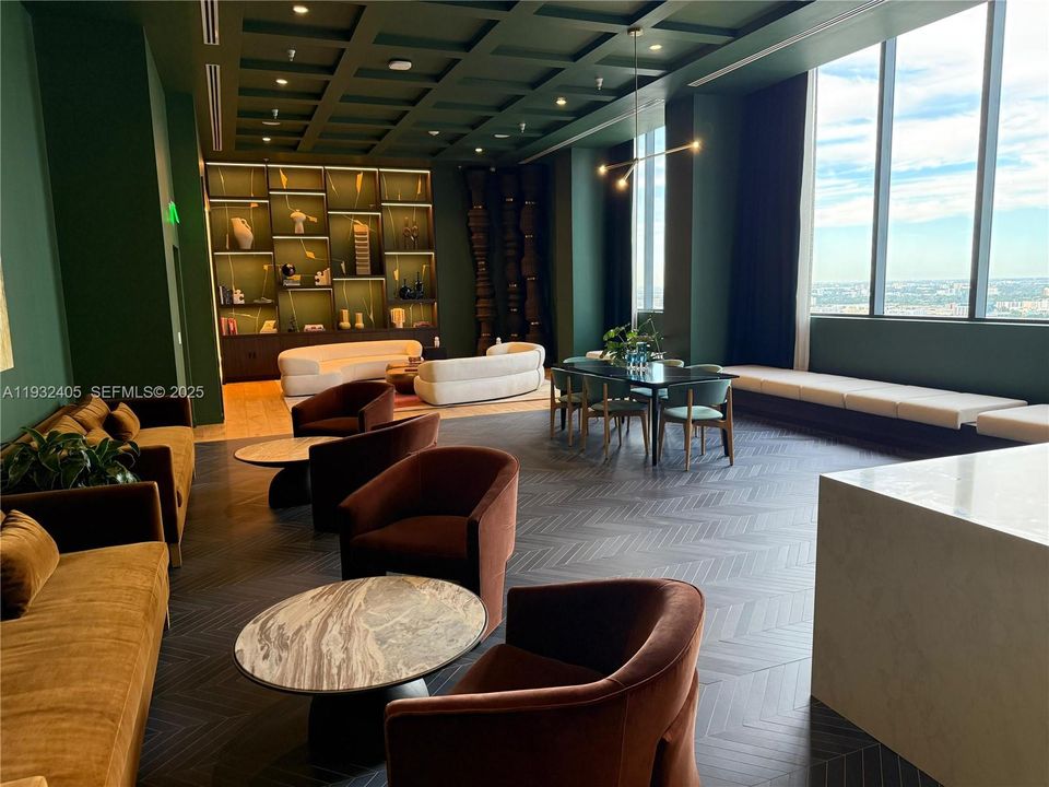 En Renta: $2,200 (0 camas, 1 baños, 350 Pies cuadrados)