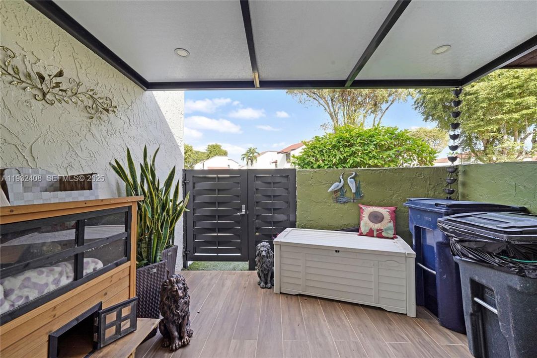 En Renta: $3,650 (3 camas, 2 baños, 1565 Pies cuadrados)