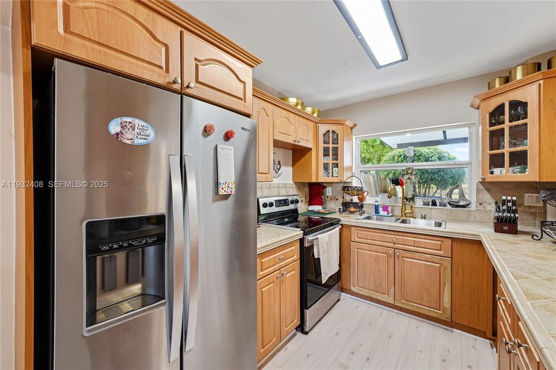 En Renta: $3,650 (3 camas, 2 baños, 1565 Pies cuadrados)