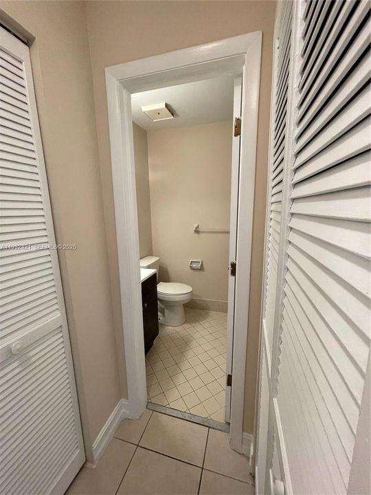 En Renta: $1,800 (2 camas, 2 baños, 840 Pies cuadrados)