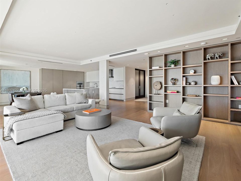 На продажу: $8,995,000 (3 спален, 3 ванн, 2530 Квадратных фут)