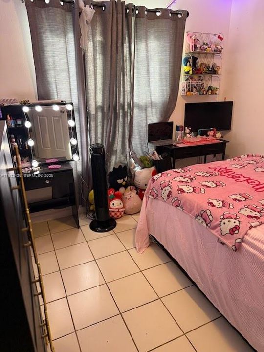 出租: $3,800 (4 贝兹, 2 浴室, 1413 平方英尺)