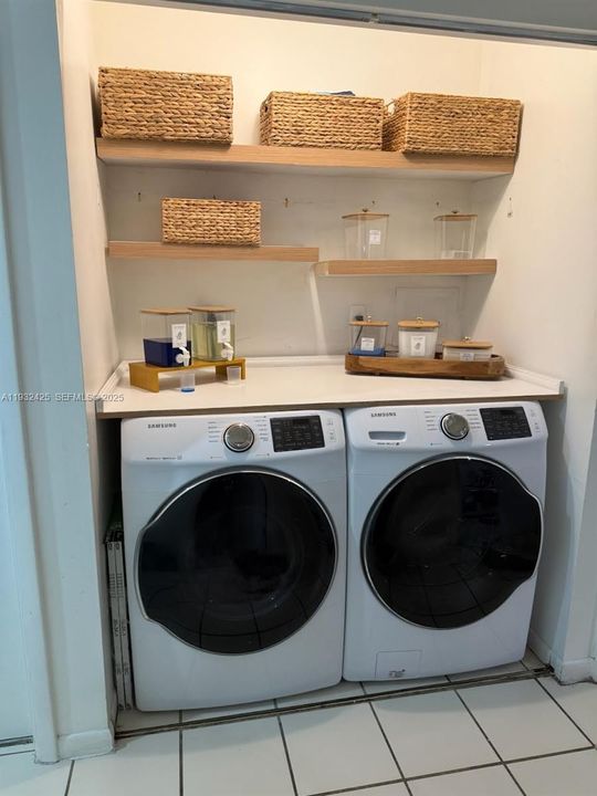 出租: $3,800 (4 贝兹, 2 浴室, 1413 平方英尺)