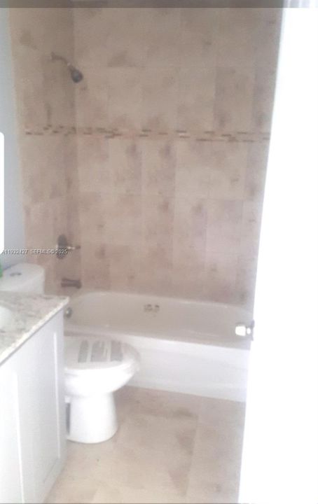 For Sale: $285,000 (3 beds, 1 baths, 1026 Square Feet)