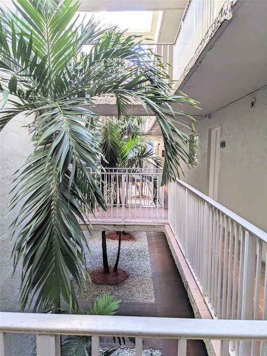 En Renta: $2,200 (2 camas, 2 baños, 960 Pies cuadrados)