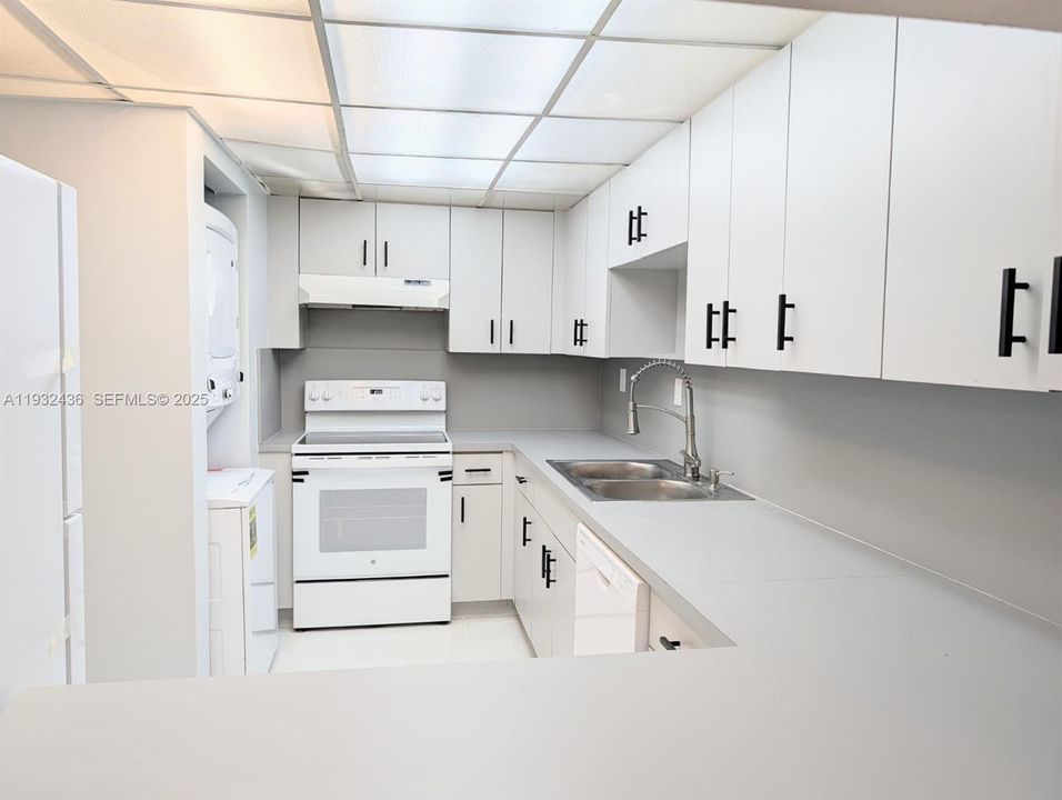 En Renta: $2,200 (2 camas, 2 baños, 960 Pies cuadrados)