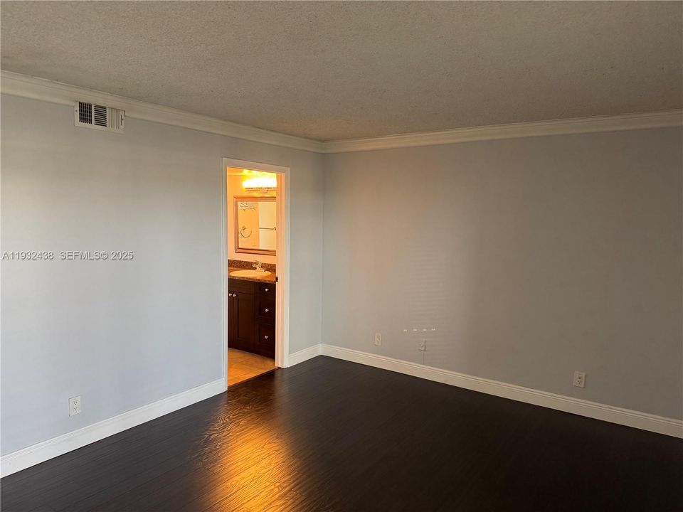 En Renta: $2,800 (3 camas, 2 baños, 1228 Pies cuadrados)