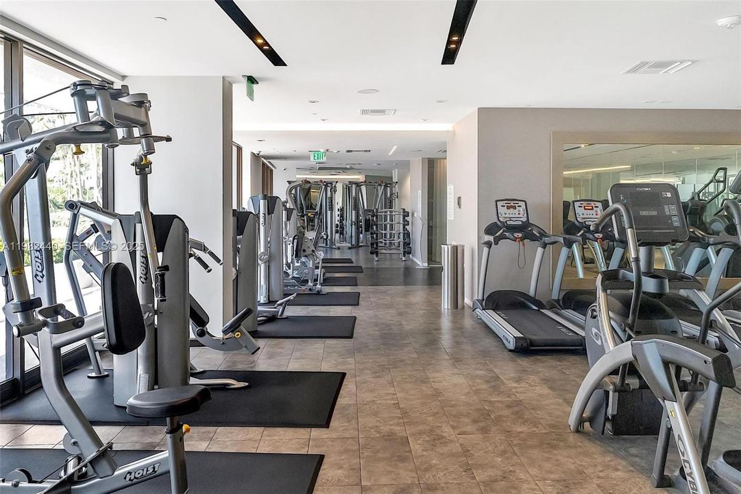 На продажу: $1,995,000 (2 спален, 2 ванн, 1440 Квадратных фут)