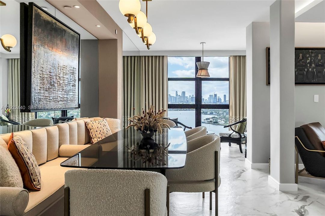 For Sale: $1,995,000 (2 beds, 2 baths, 1440 Square Feet)