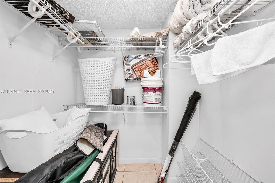 出租: $2,500 (2 贝兹, 2 浴室, 1064 平方英尺)