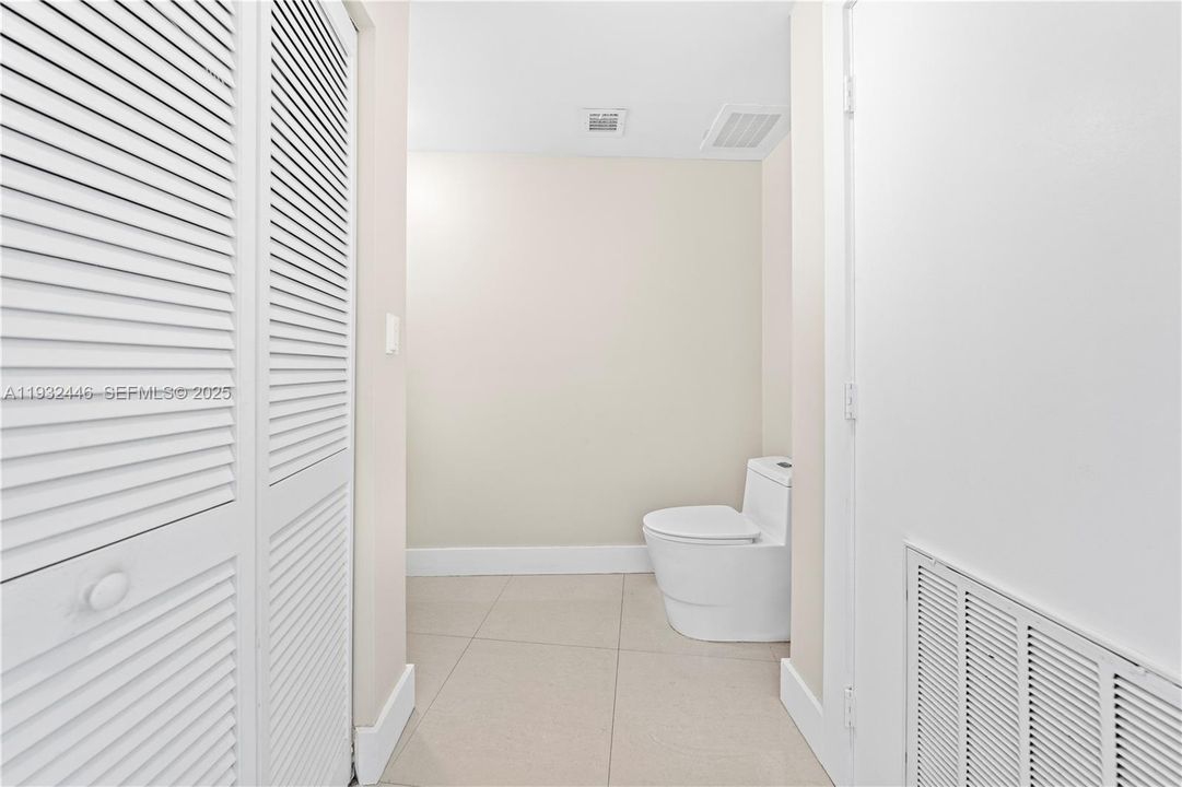 出租: $3,950 (2 贝兹, 2 浴室, 1410 平方英尺)