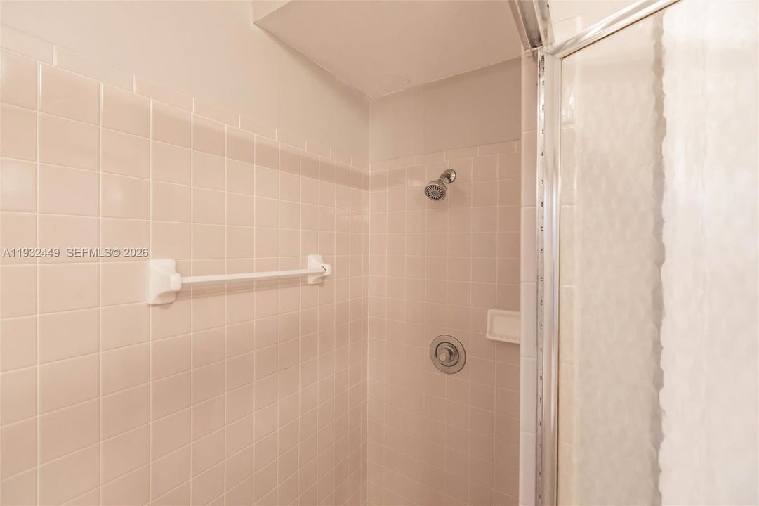 На продажу: $499,900 (3 спален, 2 ванн, 2056 Квадратных фут)