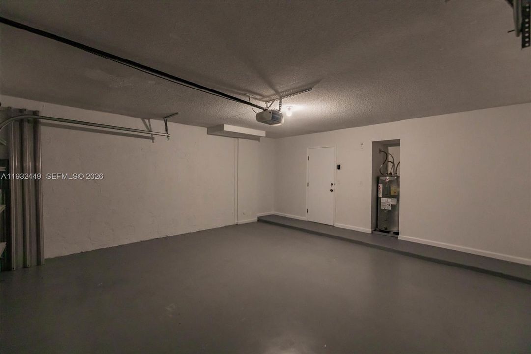 На продажу: $499,900 (3 спален, 2 ванн, 2056 Квадратных фут)