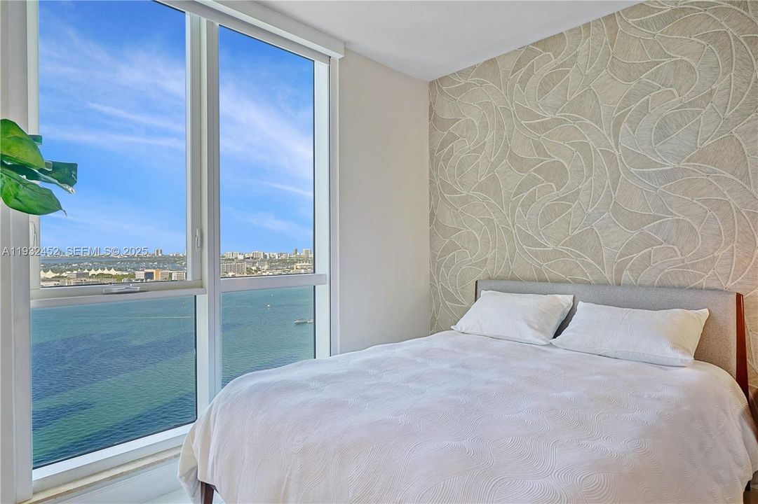 For Rent: $8,500 (2 beds, 2 baths, 1784 Square Feet)