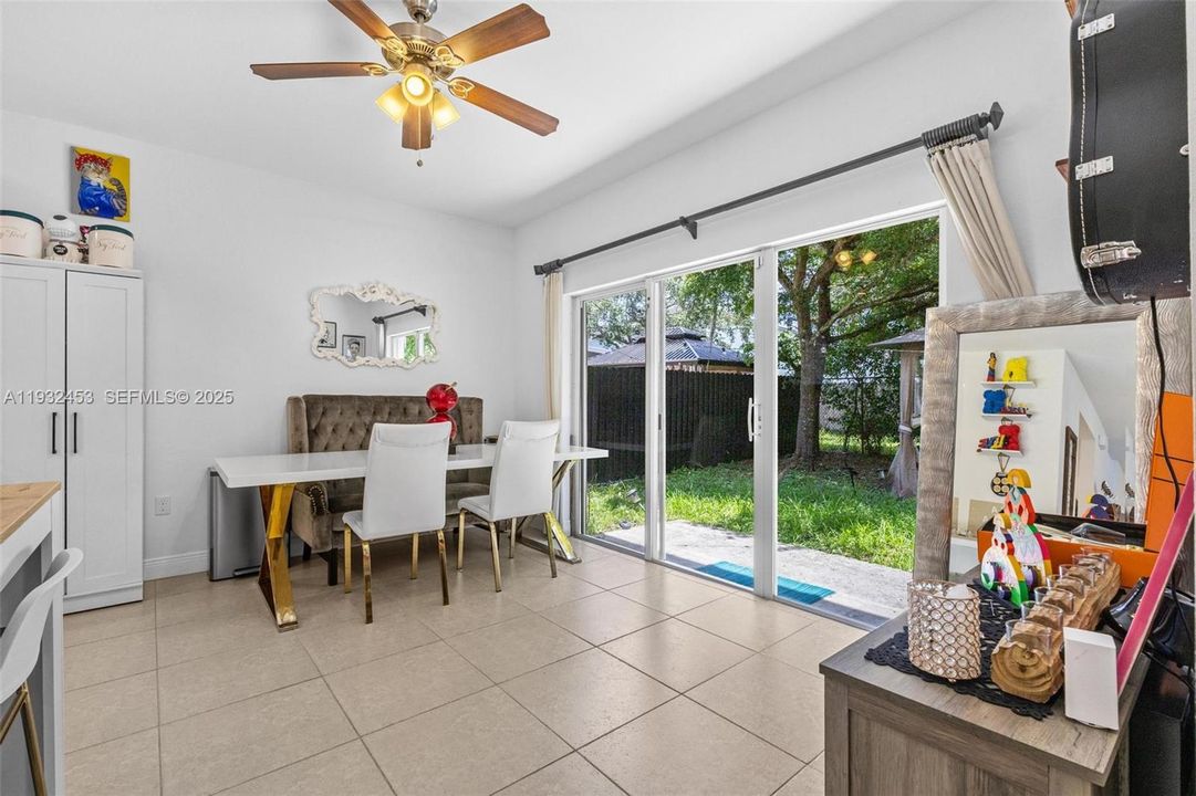 For Sale: $485,000 (4 beds, 2 baths, 1762 Square Feet)