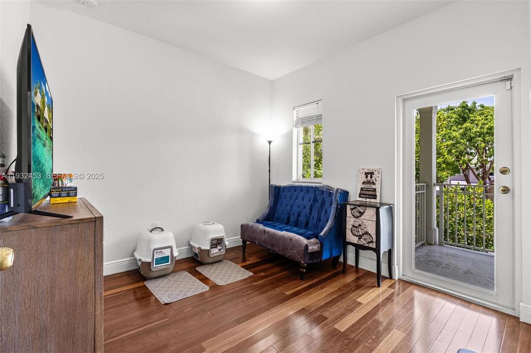 For Sale: $485,000 (4 beds, 2 baths, 1762 Square Feet)