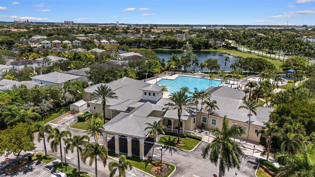 For Sale: $485,000 (4 beds, 2 baths, 1762 Square Feet)