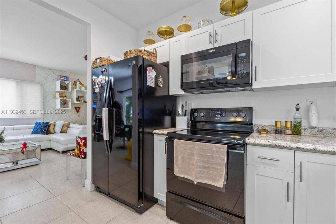 For Sale: $485,000 (4 beds, 2 baths, 1762 Square Feet)