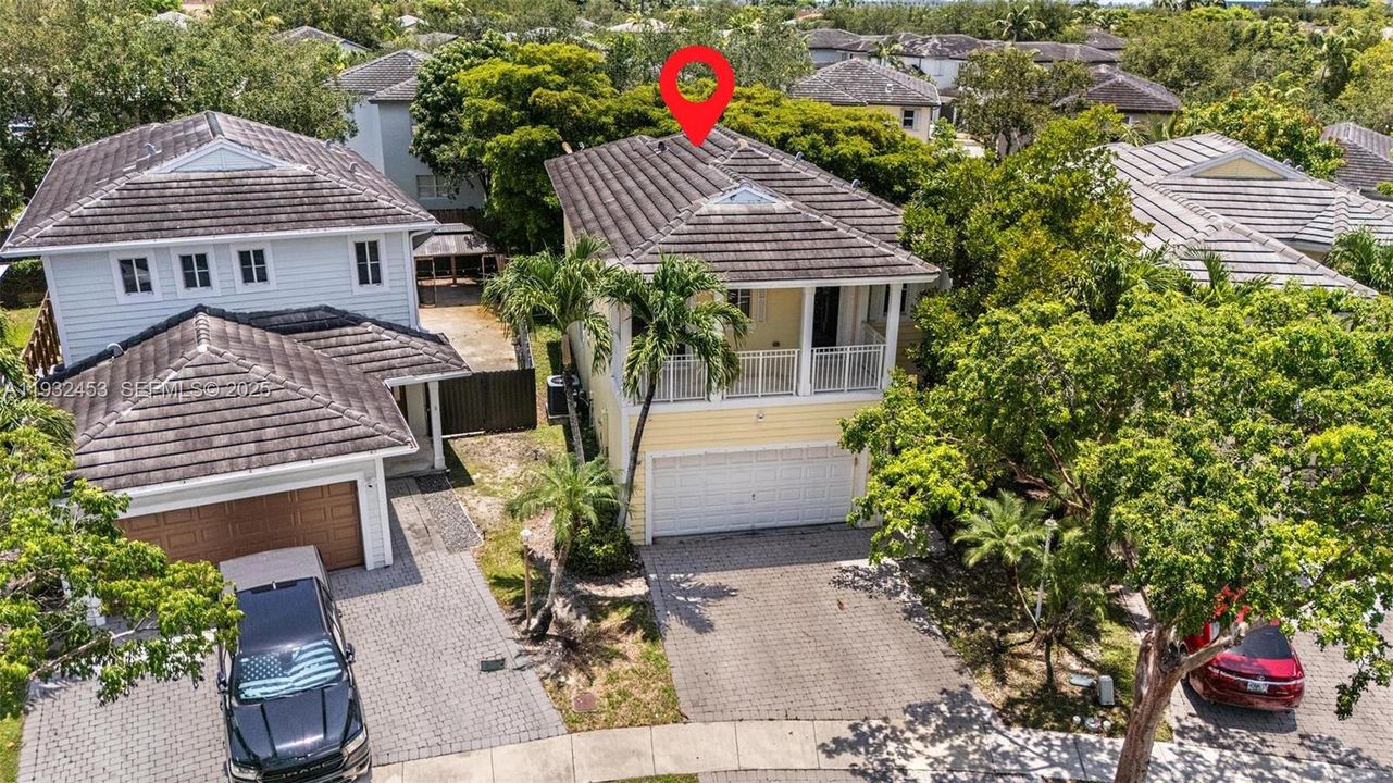 For Sale: $485,000 (4 beds, 2 baths, 1762 Square Feet)