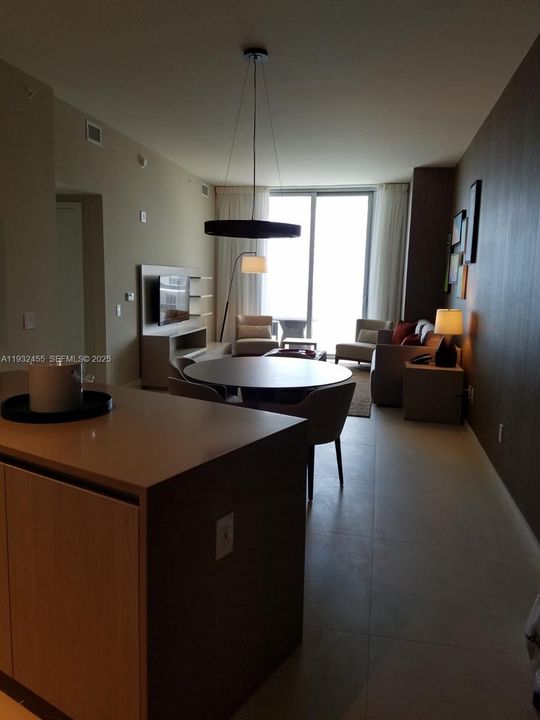 待售: $650,000 (1 贝兹, 1 浴室, 0 平方英尺)