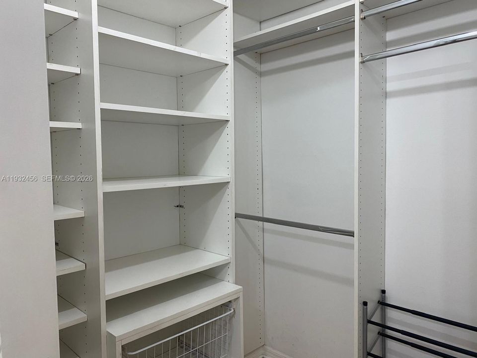 En Venta: $450,000 (2 camas, 2 baños, 1131 Pies cuadrados)