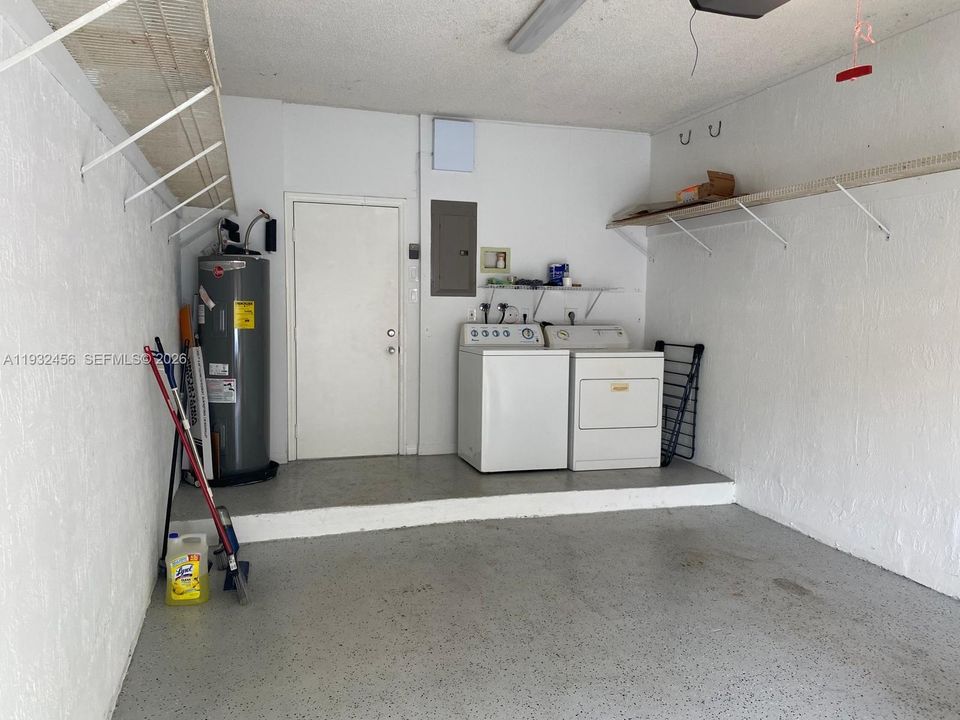 En Venta: $450,000 (2 camas, 2 baños, 1131 Pies cuadrados)