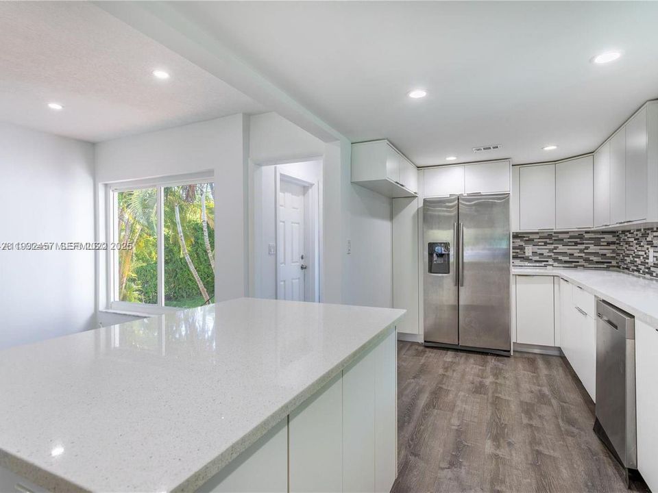 For Rent: $4,500 (3 beds, 2 baths, 1605 Square Feet)