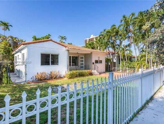 For Rent: $4,500 (3 beds, 2 baths, 1605 Square Feet)