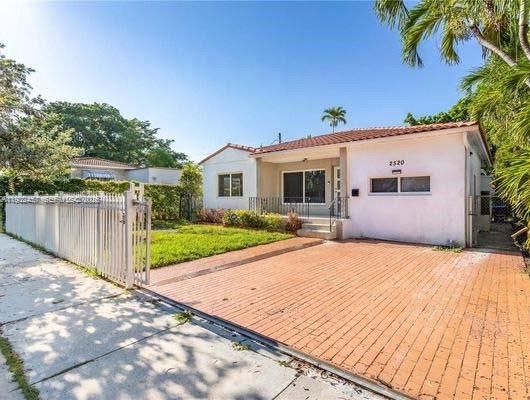 For Rent: $4,500 (3 beds, 2 baths, 1605 Square Feet)