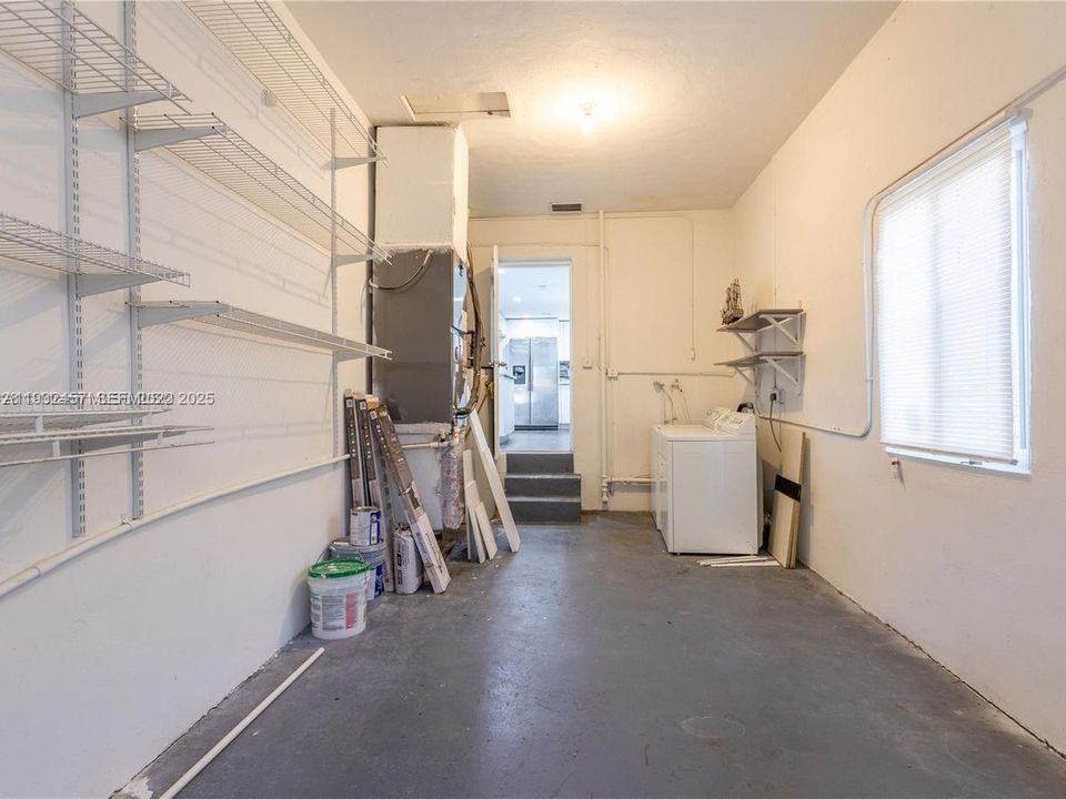 For Rent: $4,500 (3 beds, 2 baths, 1605 Square Feet)