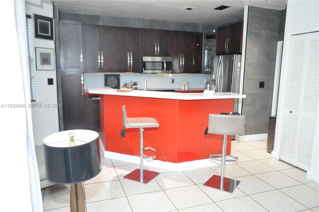 В аренду: $3,600 (3 спален, 2 ванн, 1618 Квадратных фут)