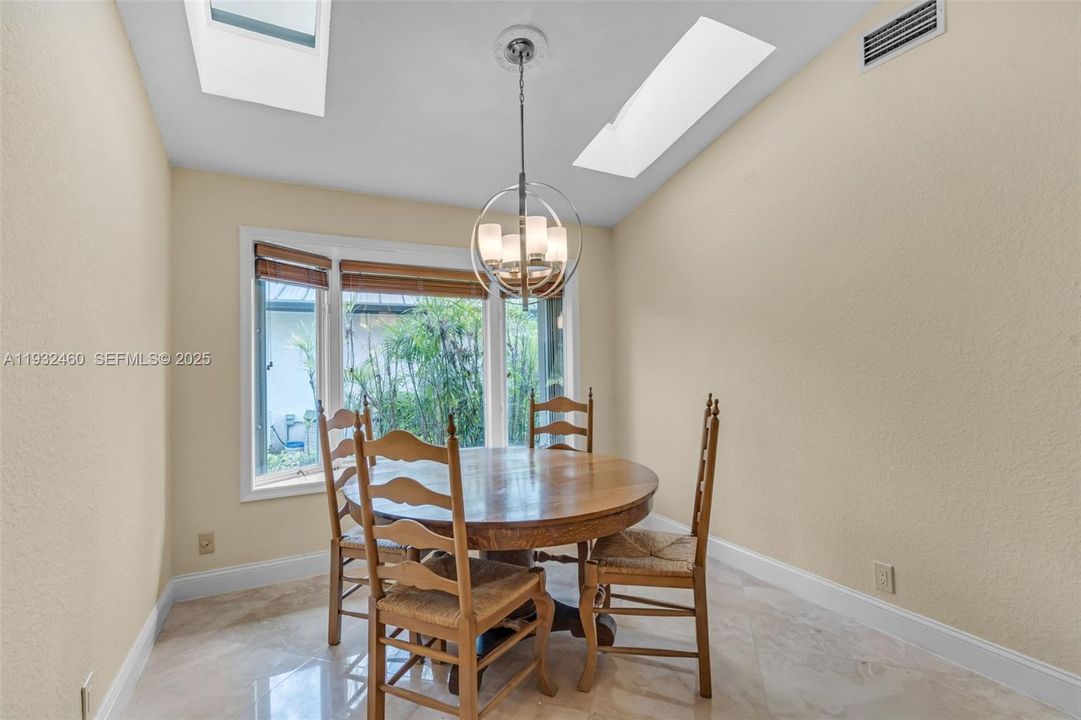 For Sale: $1,049,000 (4 beds, 3 baths, 3702 Square Feet)