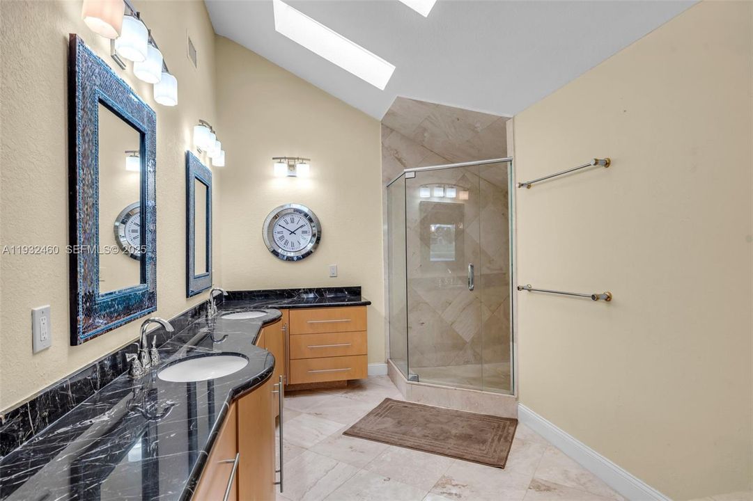 For Sale: $1,049,000 (4 beds, 3 baths, 3702 Square Feet)