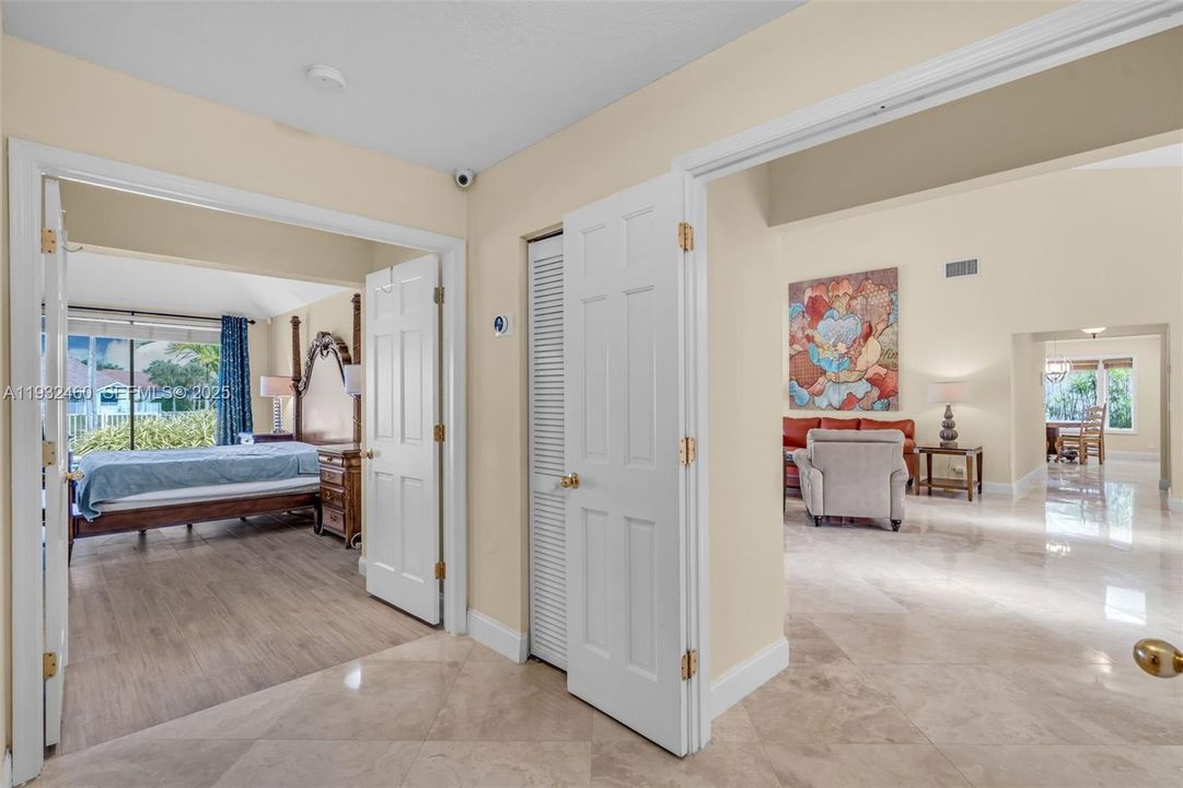 For Sale: $1,049,000 (4 beds, 3 baths, 3702 Square Feet)