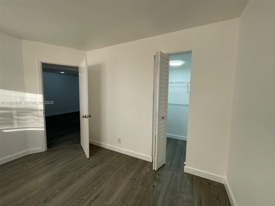 For Rent: $2,050 (2 beds, 2 baths, 949 Square Feet)