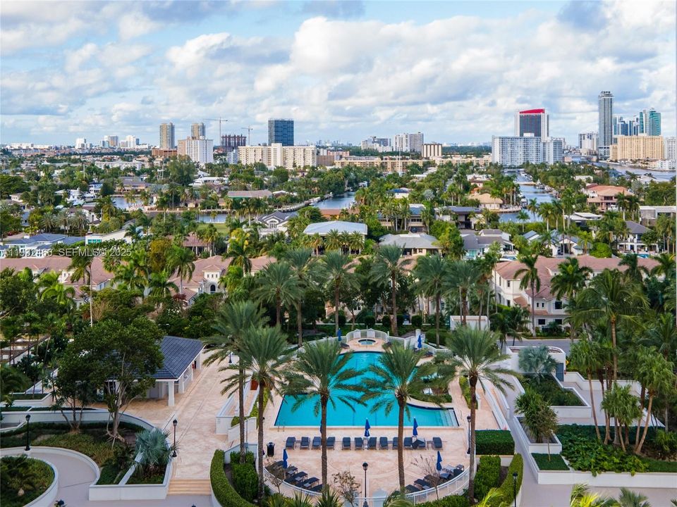 For Sale: $575,000 (2 beds, 2 baths, 1510 Square Feet)