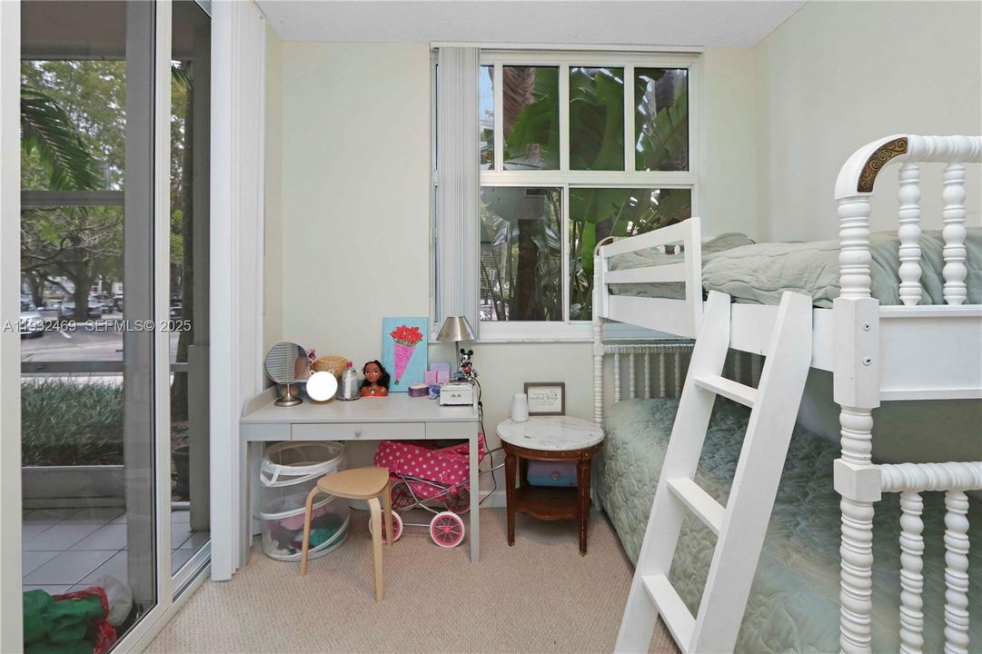 For Sale: $415,000 (3 beds, 2 baths, 1430 Square Feet)