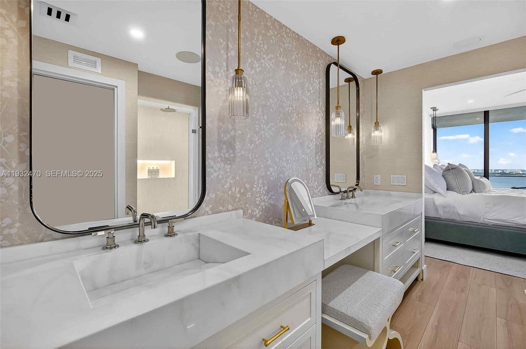 En Renta: $24,500 (4 camas, 4 baños, 2582 Pies cuadrados)