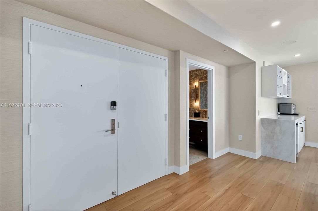 En Renta: $24,500 (4 camas, 4 baños, 2582 Pies cuadrados)