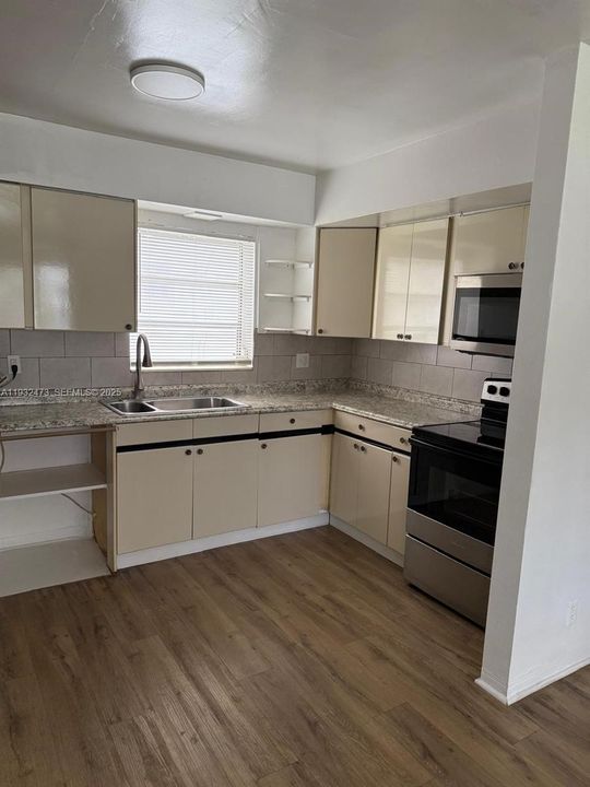 For Rent: $1,600 (1 beds, 1 baths, 0 Square Feet)